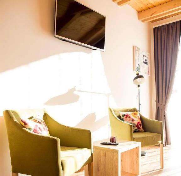 패밀리 스위트, Bed&breakfast Vinarija Coner