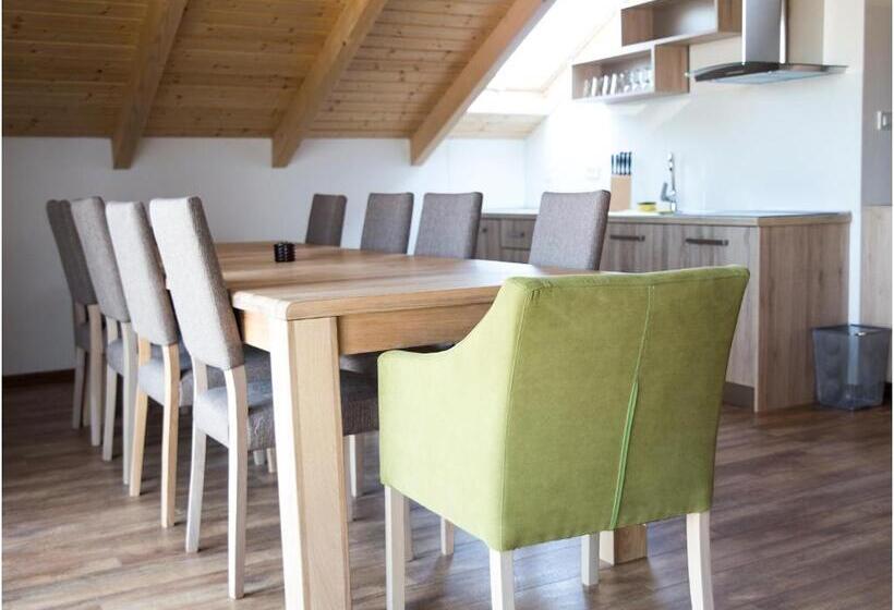 디럭스 스위트, Bed&breakfast Vinarija Coner