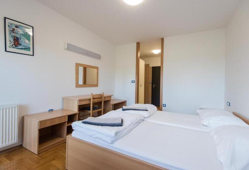 스탠다드 발코니 룸, Hostel Erks