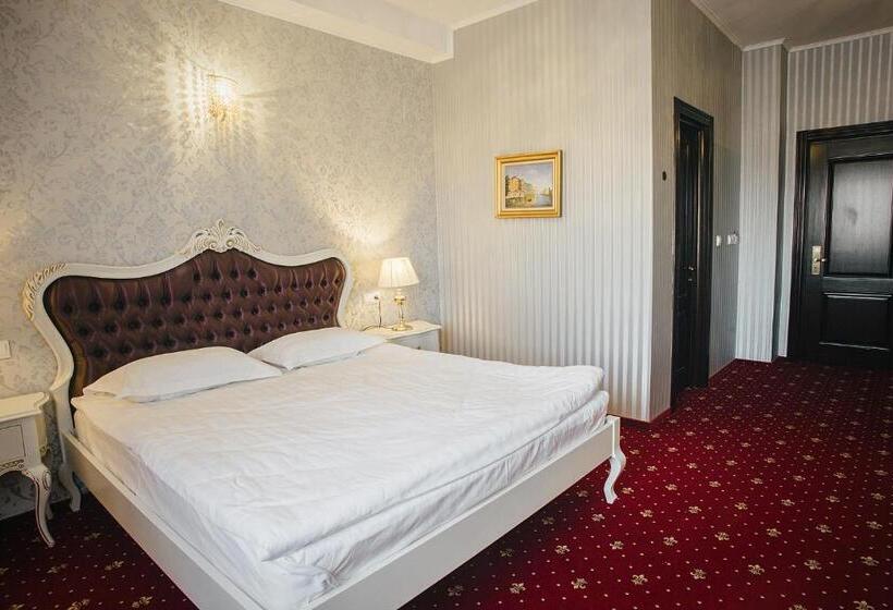 スタンダードルーム, Capitol