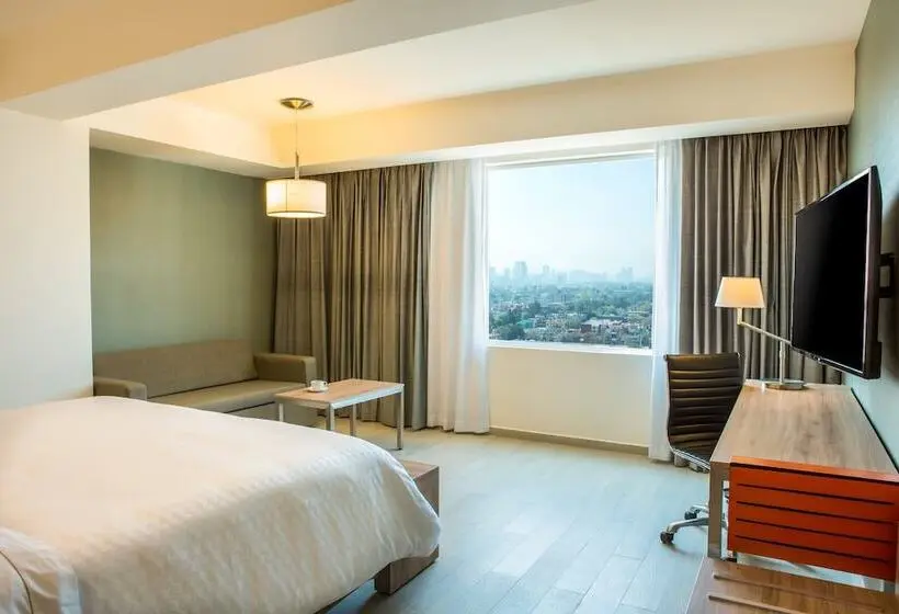 スーペリアールーム, Fiesta Inn Express Ciudad De México Forum Buenavista