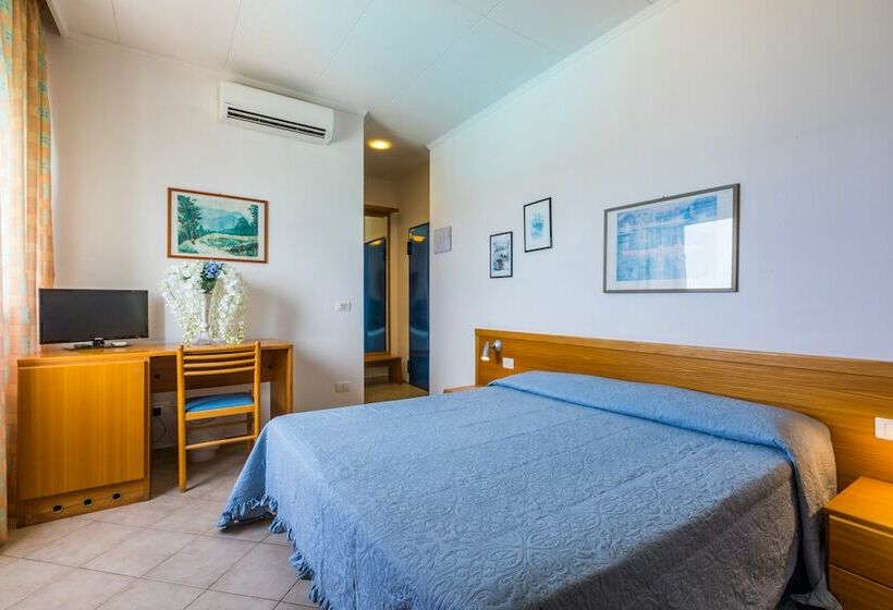 اتاق استاندارد با چشمانداز دریا, Stella Marina