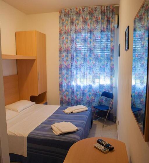 اتاق کلاسیک یک تخته, Stella Marina