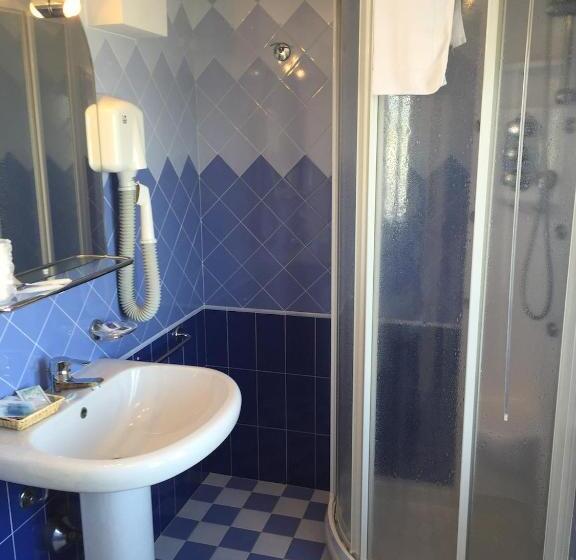 سوییت جونیور با چشمانداز دریا, Stella Marina