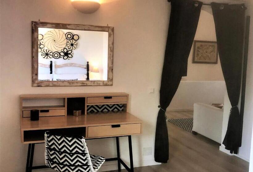 شقة غرفتين, Le Lanterne Resort