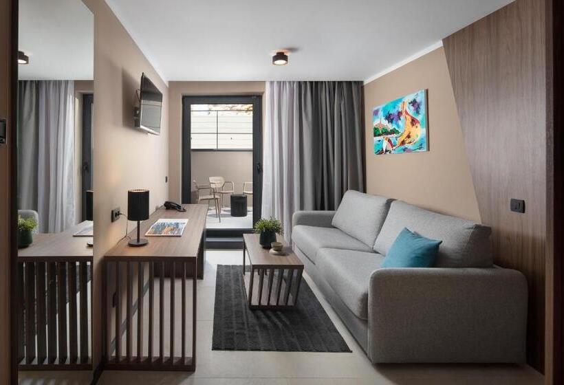 テラス付きスタンダードルーム, Alfir Resort