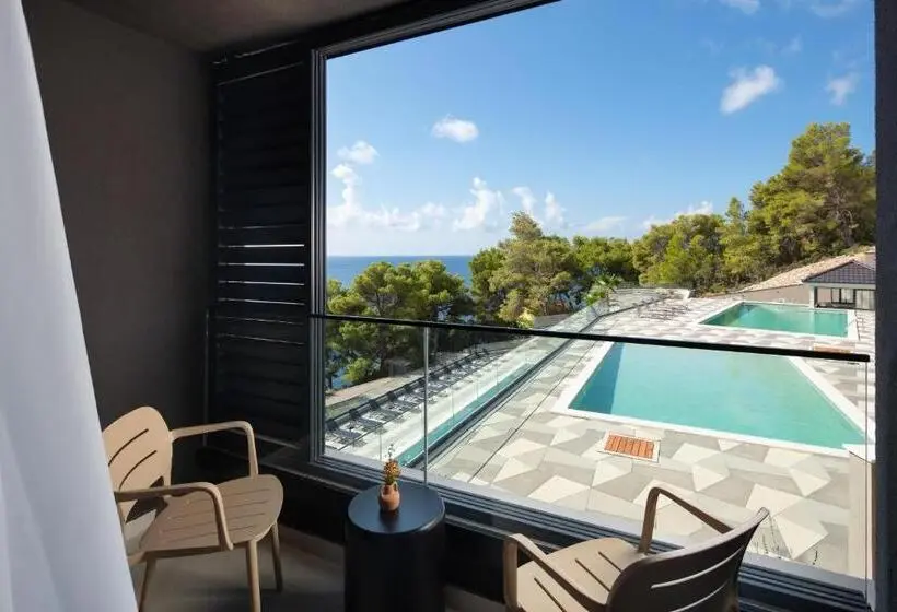 サイドシービュースーペリアールーム, Alfir Resort