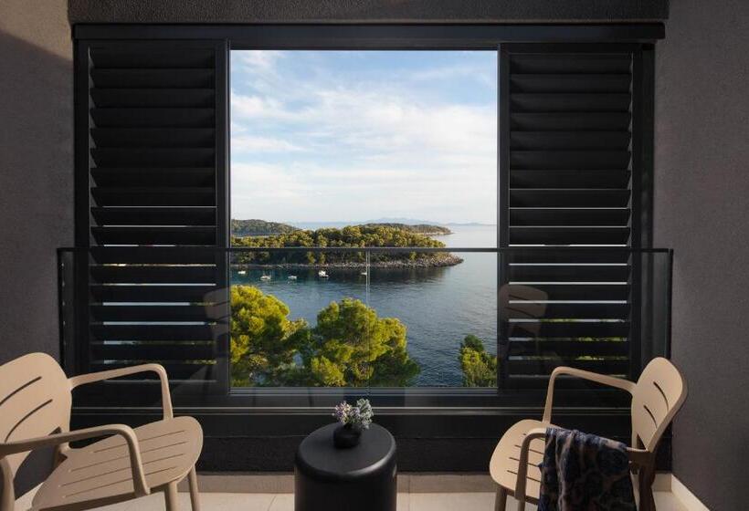 バルコニーつきオーシャンビュースーペリアルーム, Alfir Resort