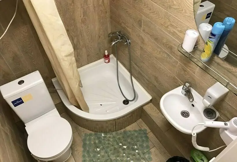 تختخواب در اتاق مشترک, Hostel 65