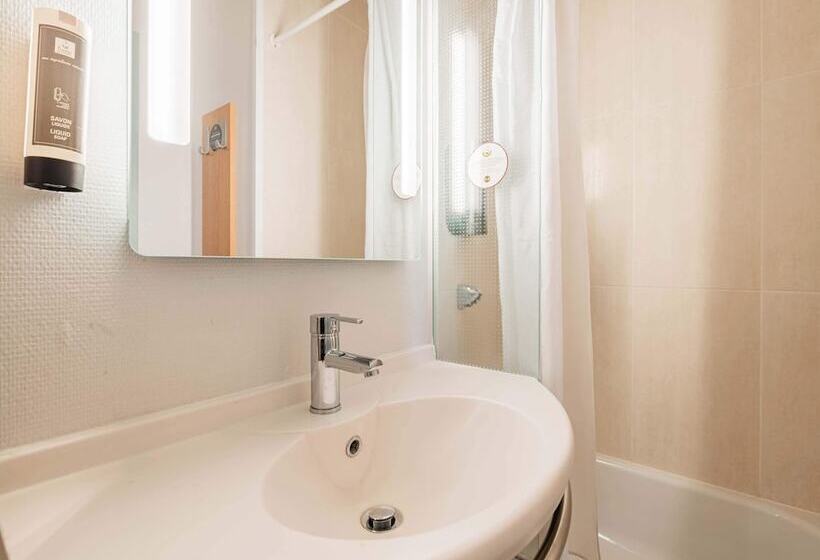 Четырехместный Номер Стандарт, B&b Hotel Strasbourg Nord Industrie