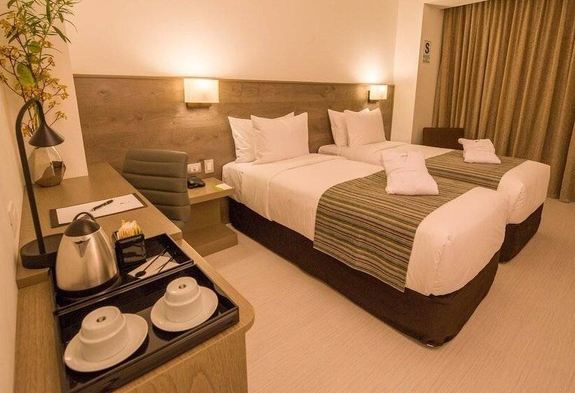 سوییت جونیور, Best Western Plus Urban Larco