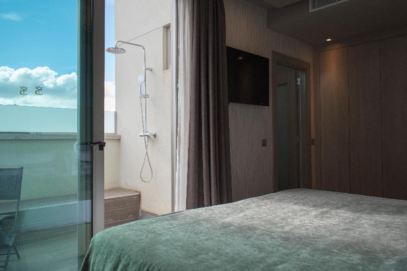 سوییت جونیور, Best Western Plus Urban Larco