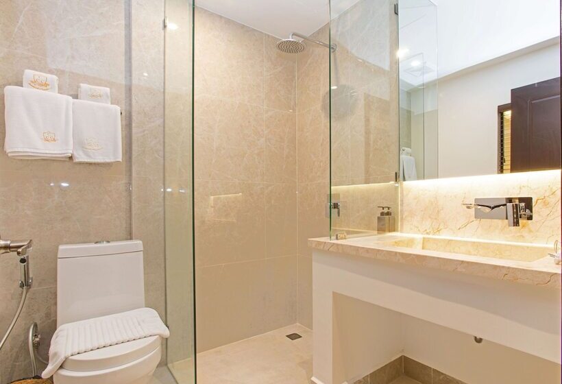 Номер Superior, Cambodian Country Club