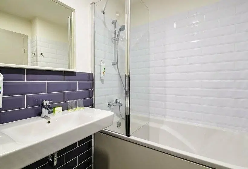 ファミリールーム, Ibis Styles Arad