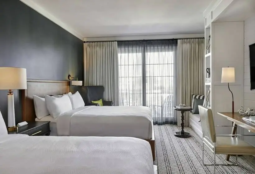 Standard Room 2 Double Beds