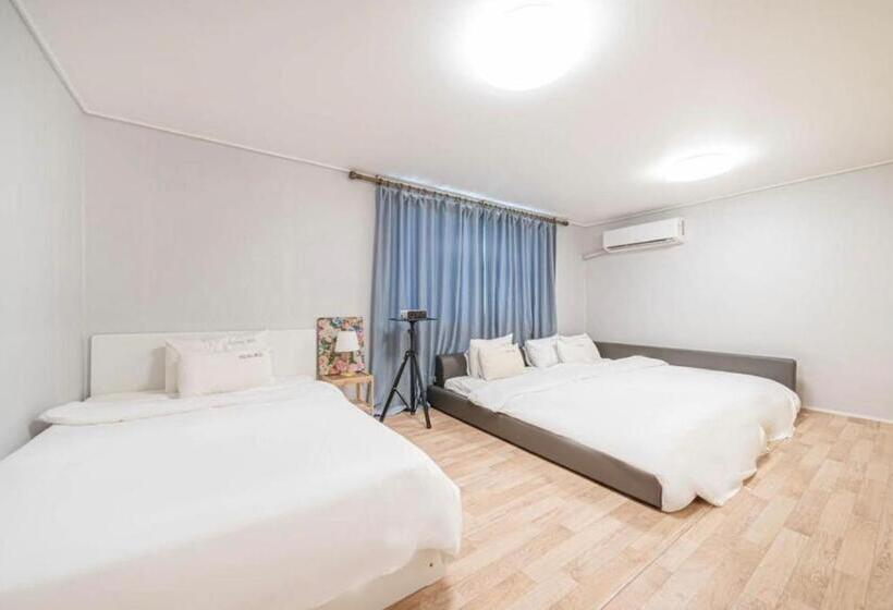 Camera Familiare, Mini