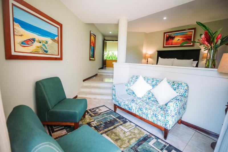 Люкс, Papagayo Golden Palms Beachfront