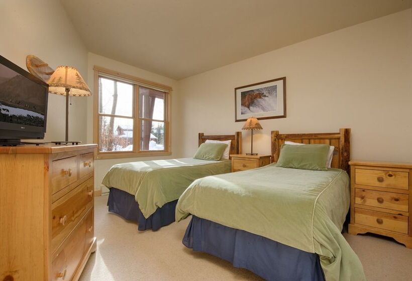 شقة 3 غرف, Moose Creek By Jhrl