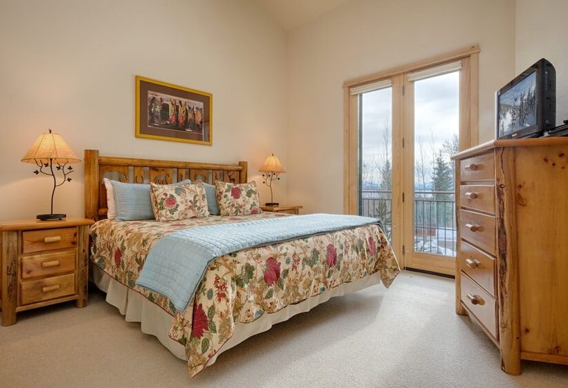 شقة 3 غرف, Moose Creek By Jhrl