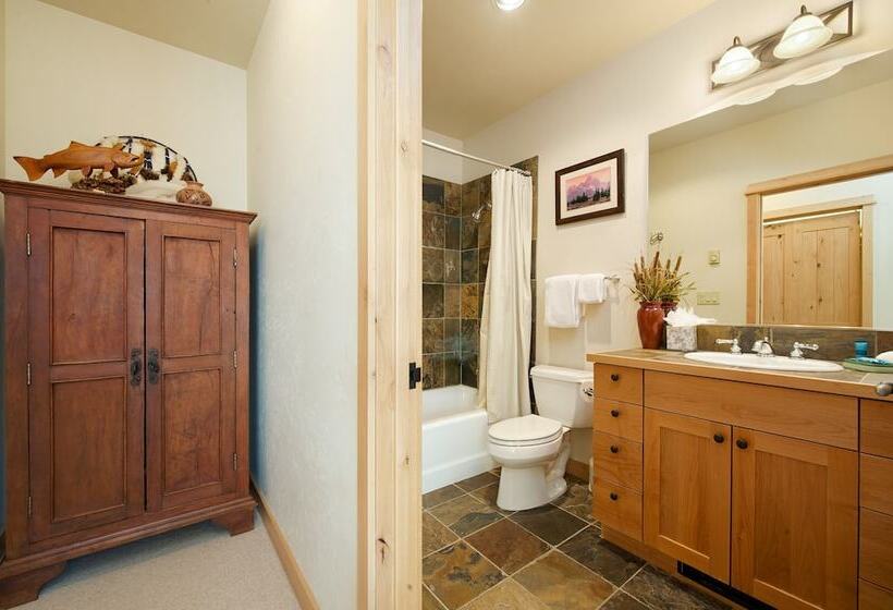 3 Yatak Odalı Daire, Moose Creek By Jhrl