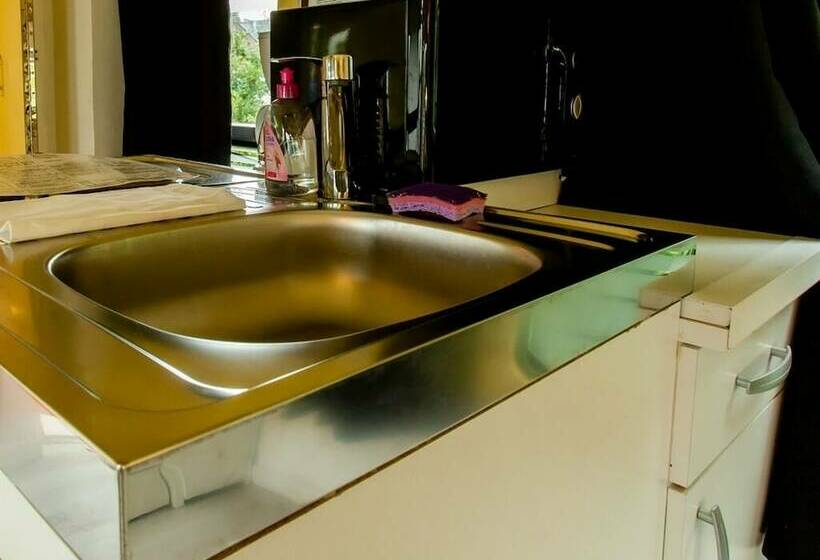 إستوديو قياسى, Les Gîtes Du Picasso