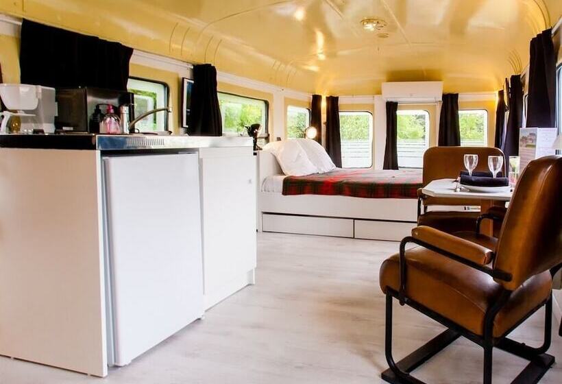 إستوديو قياسى, Les Gîtes Du Picasso