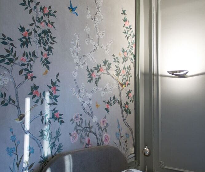 غرفة قياسية, Xenon Inn