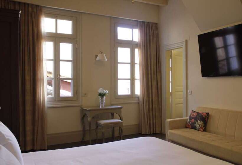 غرفة قياسية, Xenon Inn