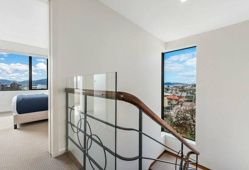 침실 2개 아파트, 110 Hampden Apartments