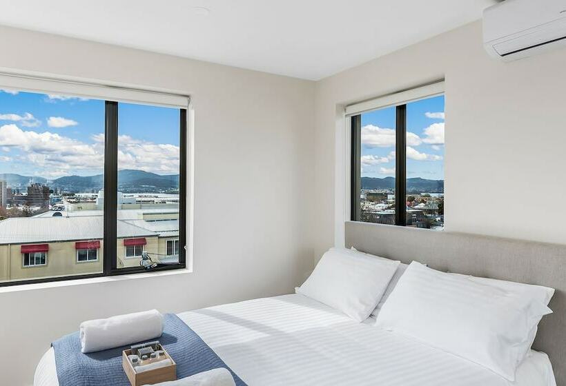 Апартаменты 2 Спальни, 110 Hampden Apartments