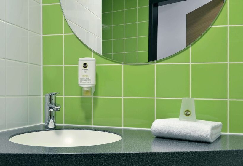 חדר סטנדרט לשלושה, B&b Hotel Ludwigshafen