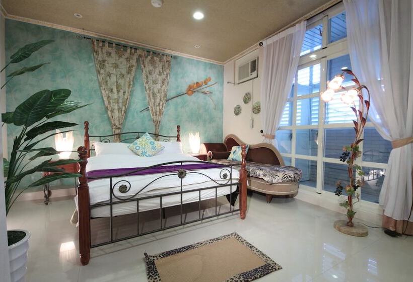 اتاق استاندارد, 宜蘭莫內花園城堡