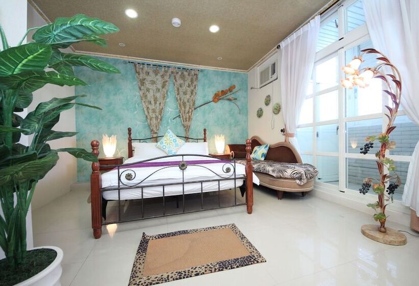 اتاق استاندارد, 宜蘭莫內花園城堡