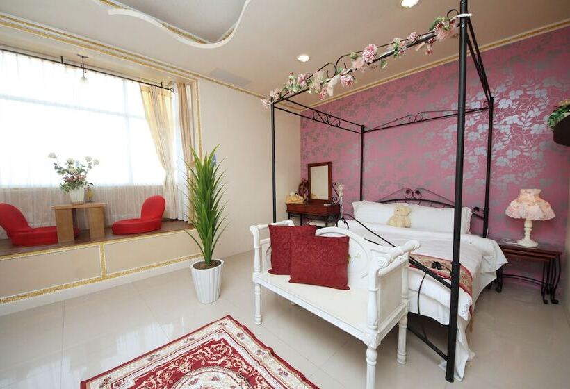 اتاق استاندارد, 宜蘭莫內花園城堡