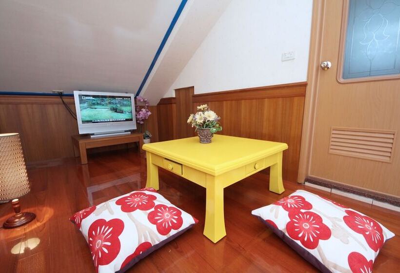 اتاق خانوادگی, 宜蘭莫內花園城堡