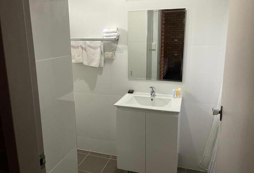 带大床的标准间, Gulgong Motel