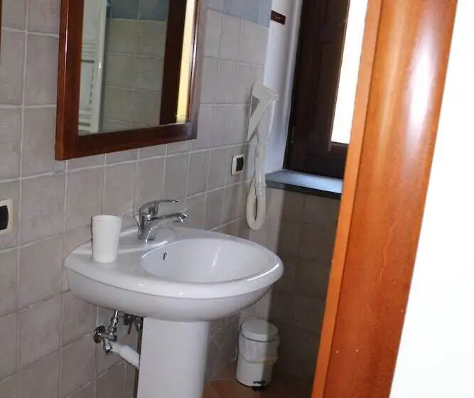 １ベッドルームベーシックアパートメント, Agriturismo Casa Scola