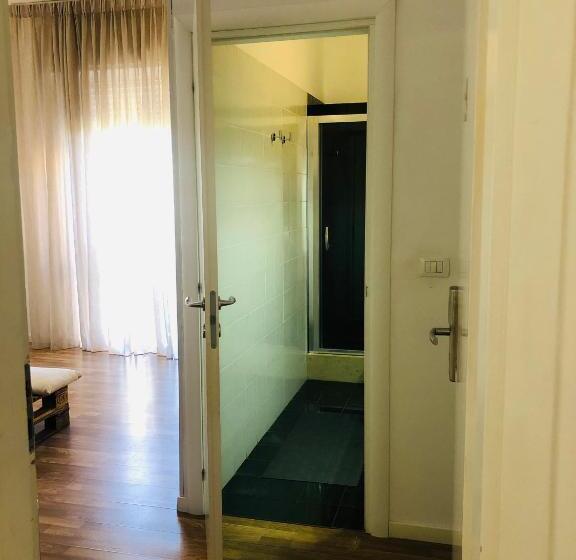 اتاق استاندارد سه نفره, B&b Degli Artisti Suite