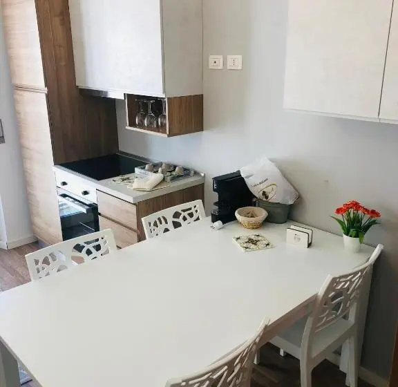 آپارتمان لوکس 1 خوابه, B&b Degli Artisti Suite