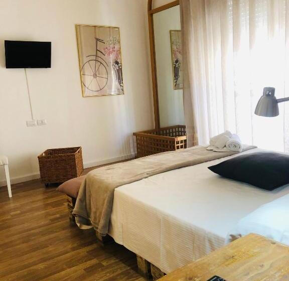 آپارتمان لوکس 1 خوابه, B&b Degli Artisti Suite