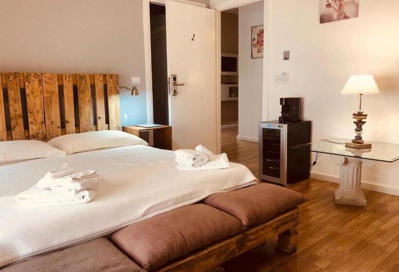 اتاق استاندارد, B&b Degli Artisti Suite