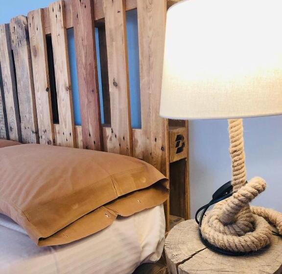 اتاق استاندارد سه نفره, B&b Degli Artisti Suite