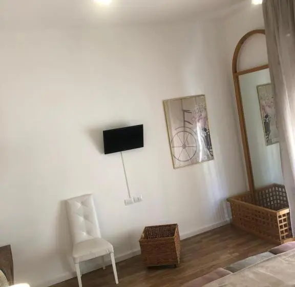 اتاق استاندارد سه نفره, B&b Degli Artisti Suite