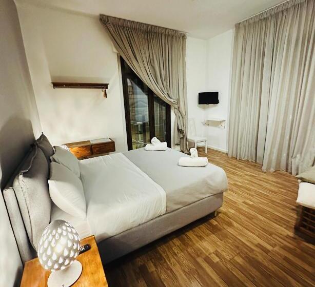 آپارتمان لوکس 1 خوابه, B&b Degli Artisti Suite