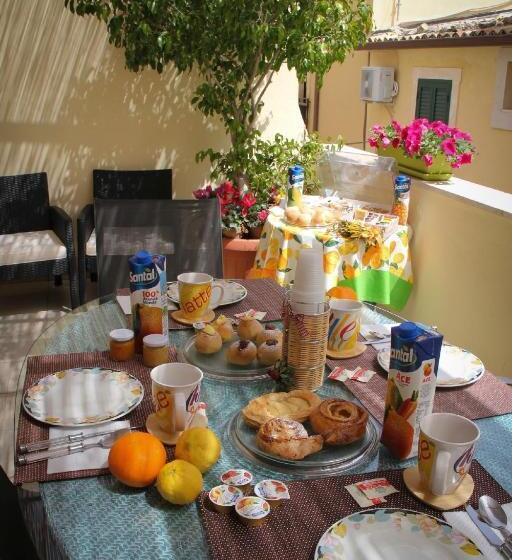 اتاق استاندارد چهار تخته, B&b Del Carmine