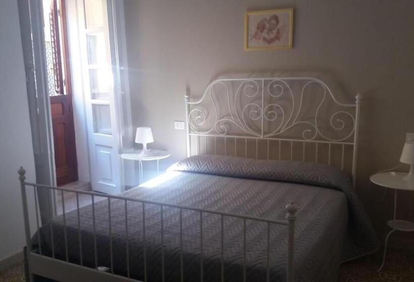 اتاق استاندارد, B&b Del Carmine