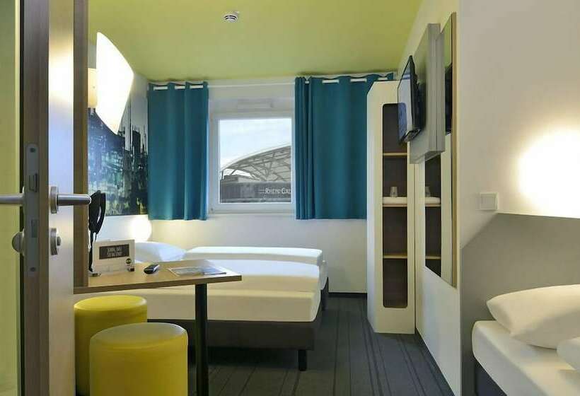 חדר סטנדרט לשלושה, B&b Hotel Ludwigshafen