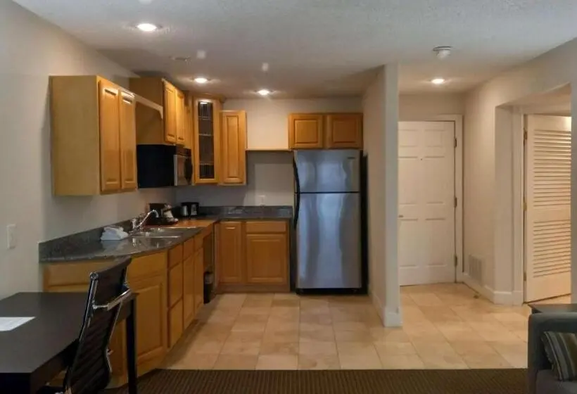 سوئیت با وان آب گرم, Best Western Downtown Casper