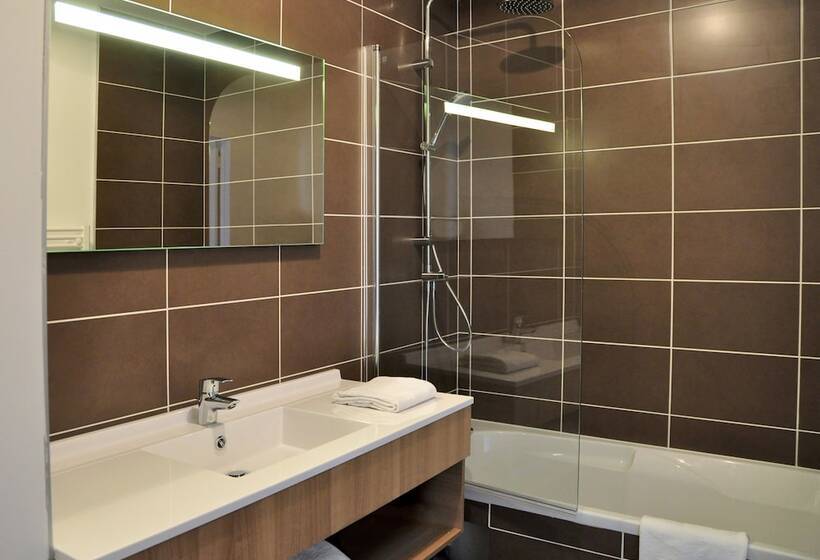 استودیو اجرایی, Golden Tulip Pornic Suites