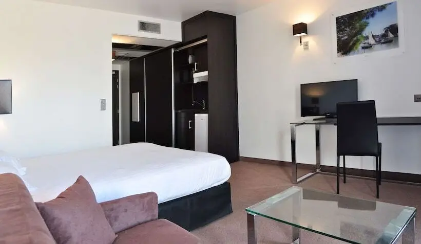エクゼクティブワンルーム, Golden Tulip Pornic Suites
